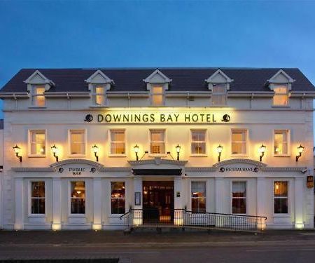 Downings Bay Hotel מראה חיצוני תמונה