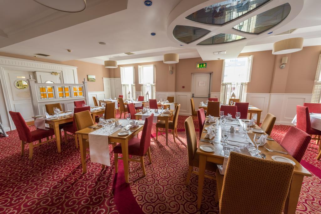 Downings Bay Hotel מראה חיצוני תמונה